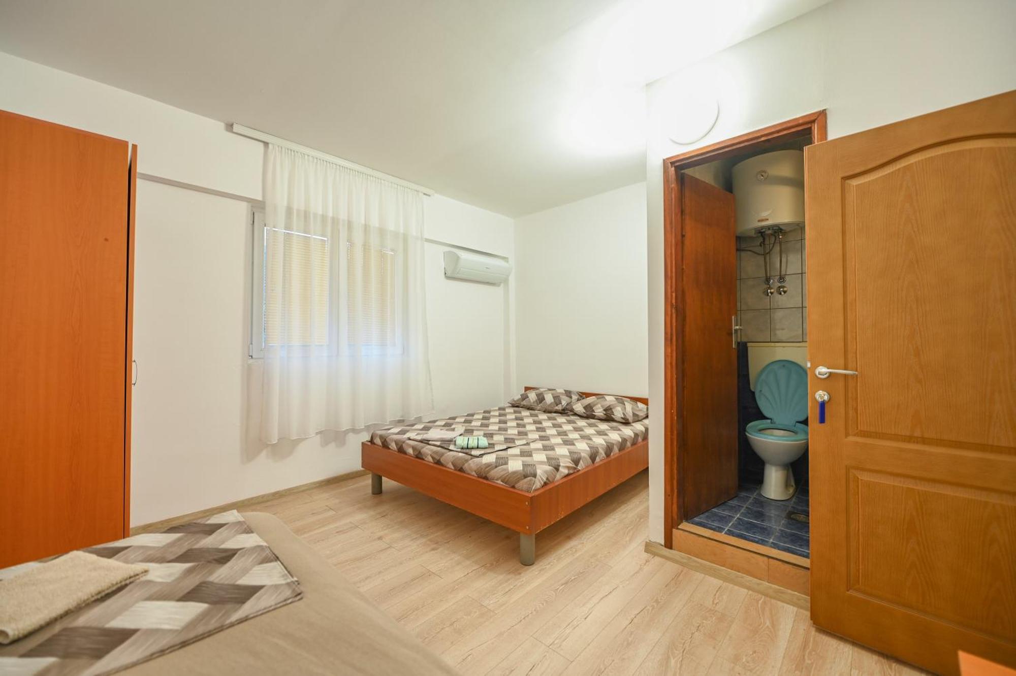 Hostel Izvor Podgorica Ngoại thất bức ảnh