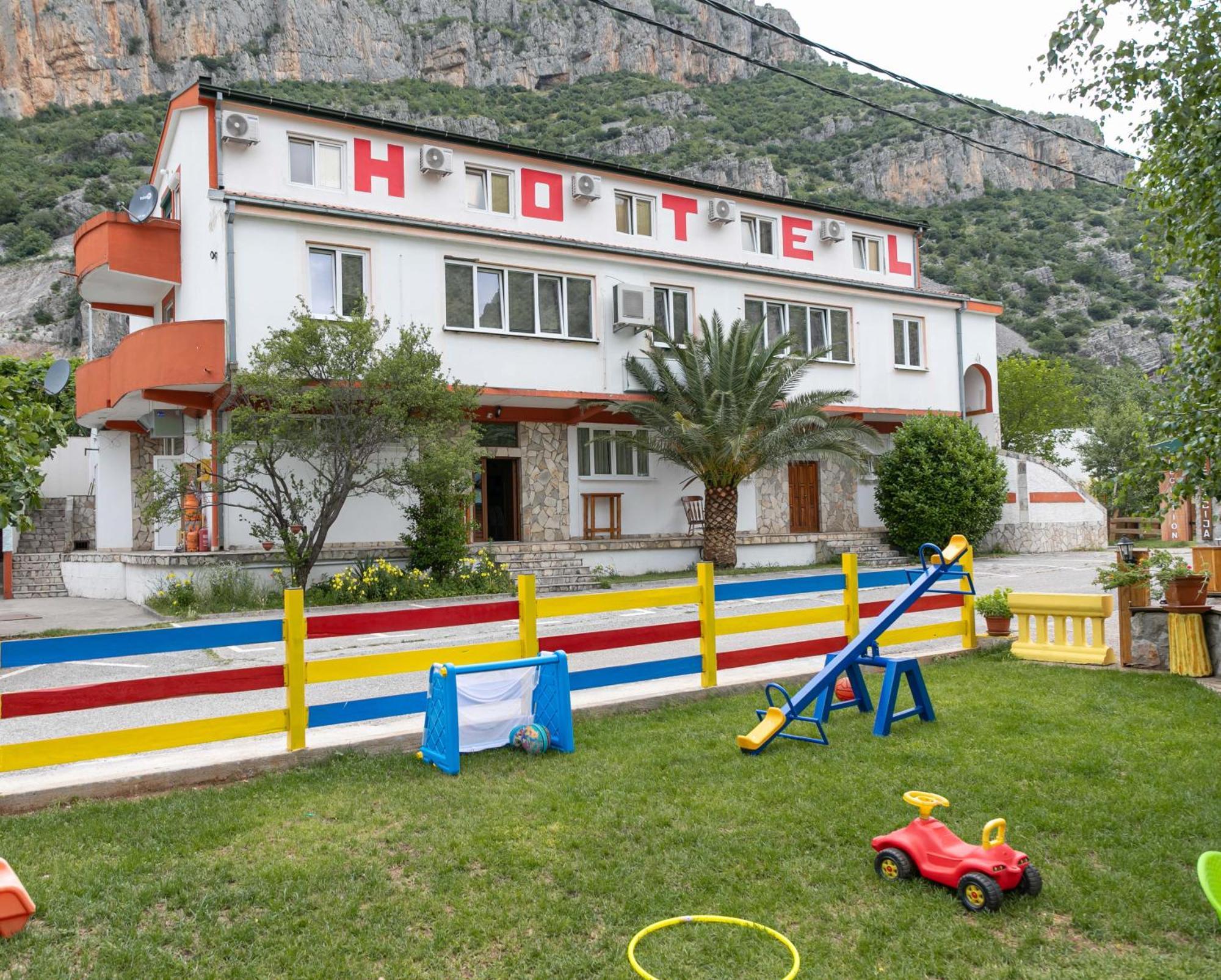 Hostel Izvor Zagoric Ngoại thất bức ảnh